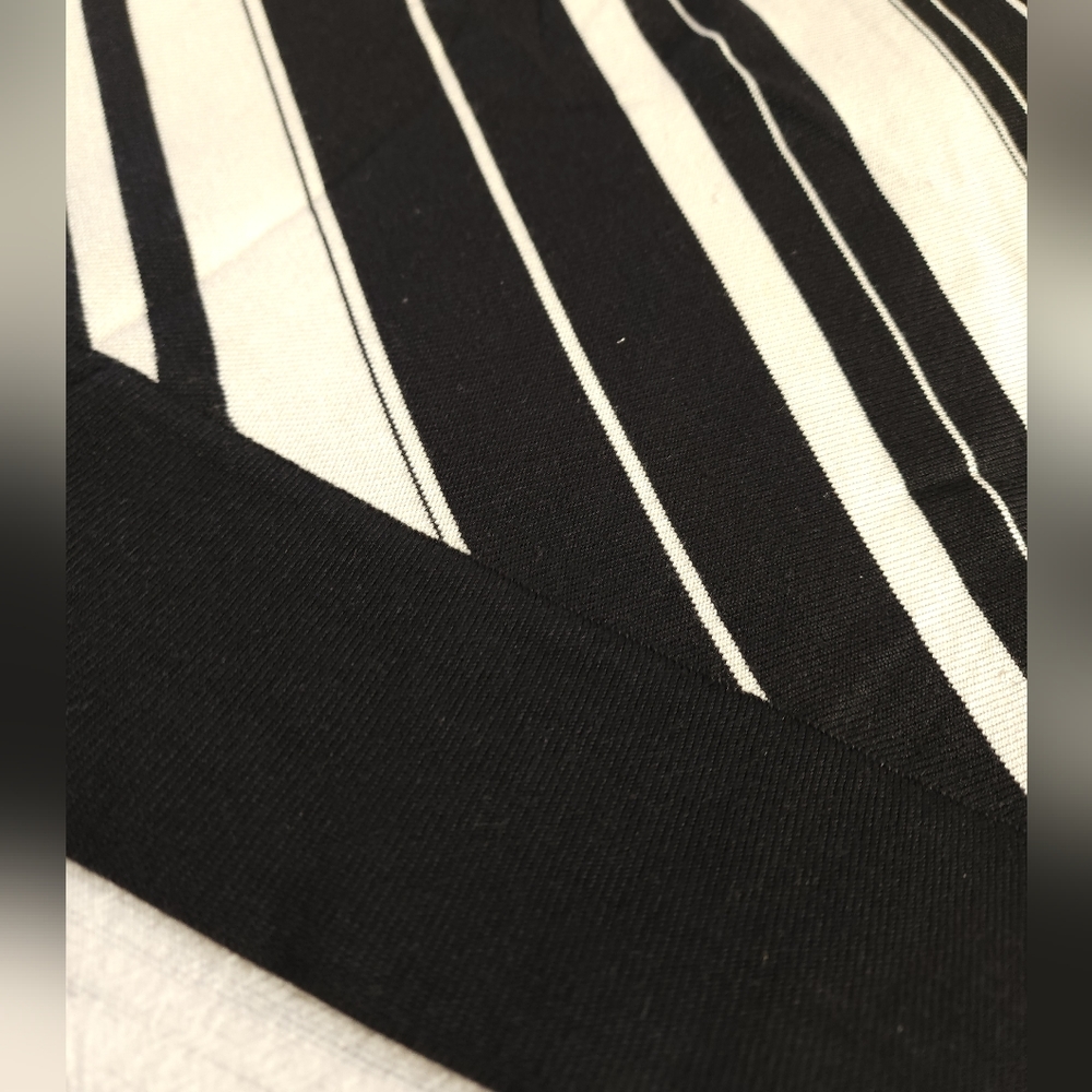 Express Stretch Top Size:Medium - image 3